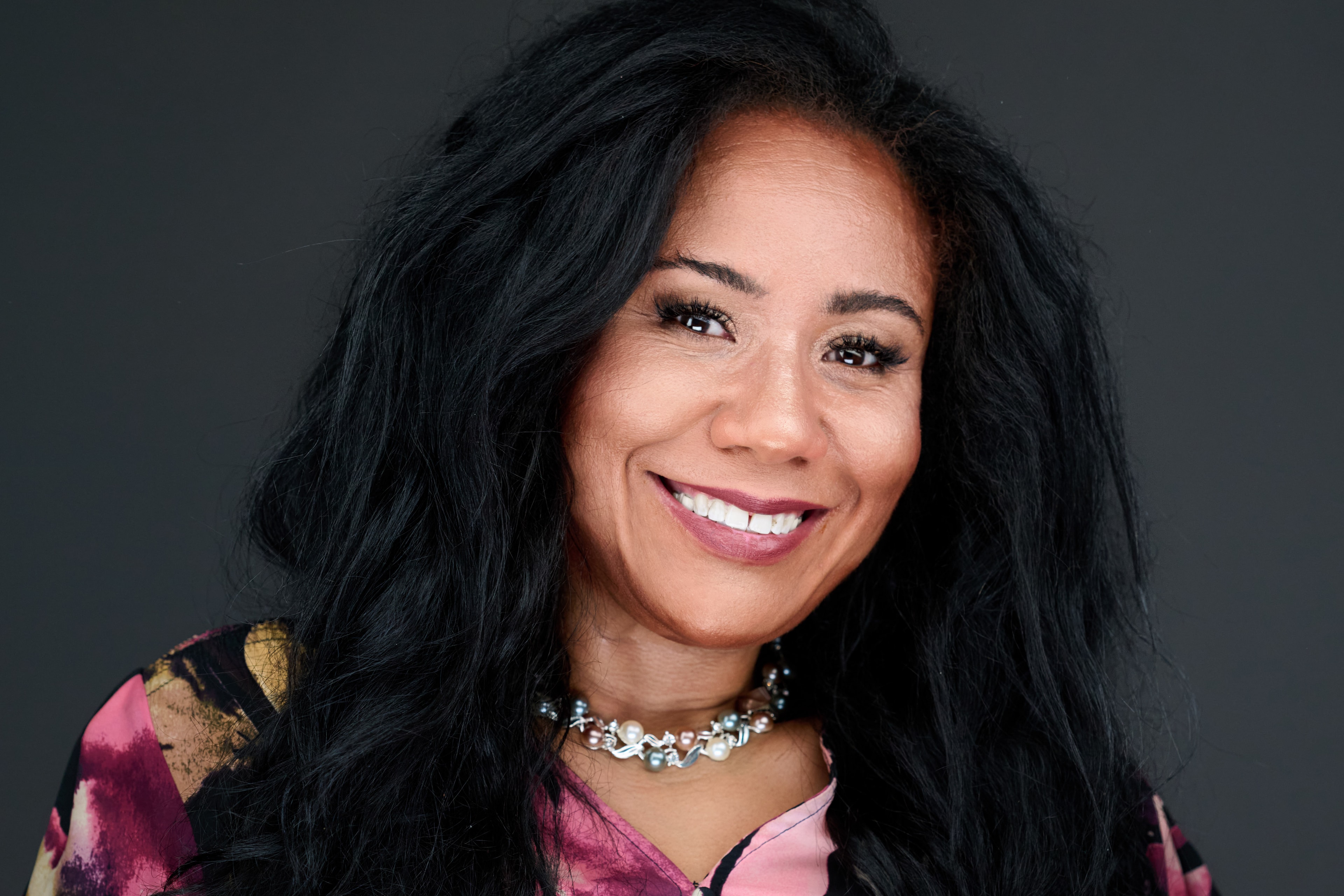 Lisa — headshot by John Ricard Photography